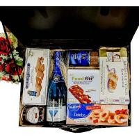 ราคา กิ๊ฟแอนด์โก กระเช้าของขวัญ Special set B (ชุดขนม) (Y075983)