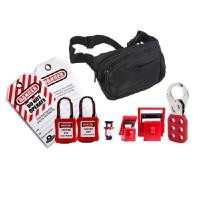 ราคา LOTO LOCK อุปกรณ์ล็อคระบบไฟฟ้าเบื้องต้น LT-Group1 สำหรับช่างไฟฟ้า แม่กุญแจสีแดง ก้ามปูล็อค อุปกรณ์ล็อคเบรคเกอร์ ป้ายแท็ก พร้อมกระเป๋าสะพายข้าง (Y094628)