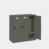 ราคา ตู้ล็อกเกอร์เตี้ย 3 ช่อง มีราวแขวนและแผ่นชั้น ไอคอนิค LK-T3 สีเทาเข้ม (YA14859)