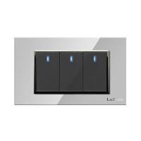ราคา LUZINO สวิตช์ทางเดียว 3 ช่อง รุ่น GLASS A85-BK3A-SV สีเงิน-ดำ (YC02169)