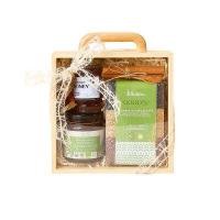 ราคา BASKETEER ชุดของขวัญ HEALTH WELLNESS WONDER บาสเก็ตเทียร์ กล่องไม้ ขนาด 19.5x19.5x8.5 ซม. พร้อมน้ำหวานดอกมะพร้าว 270 มล., น้ำผึ้ง 140 ก., ข้าวไรซ์เบอร์รี่ 500 ก. (YA22256)