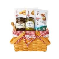 ราคา BASKETEER DOI TUNG WOVEN HANDLE ELEGANCE บาสเก็ตเทียร์ ชุดของขวัญ แมคคาเดเมีย ซีวีด คุกกี้และน้ำผึ้ง ขนาด 35x28x15H34 ซม. (YA22266)