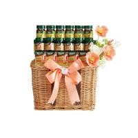 ราคา BASKETEER ชุดของขวัญซุปไก่สกัดผสมใบแปะก๊วยและโสม 42 มล. 6 ขวด พร้อมซุปไก่ถั่งเช่า 42 มล. 6 ขวด ตกแต่งดอกไม้เทียม BK-330L 30x18x20 ซม. (YA22867)