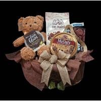 ราคา GIFTNGO กระเช้าของขวัญ ช็อคโกแลต ขนมนำเข้า ตะกร้าเหล็กสีโรสโกล์ด พร้อมตุ๊กตาหมี 12 นิ้ว (YA58883)