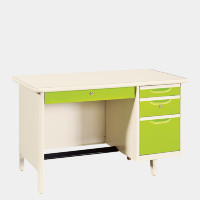 ราคา ICONIC โต๊ะทำงานเหล็ก รุ่น TC-4 สีเขียว ขนาด 4 ฟุต (YA35176)