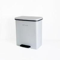 ราคา DKW ถังขยะขาเหยียบ รุ่น SOFT CLOSE สีเทา ขนาด 10 ลิตร รุ่น HH-2655SP (YA44037)