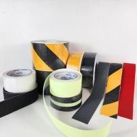 ราคา เทปกันลื่น เทปตีเส้นพื้น ขนาด 2 นิ้ว x 5 เมตร สตาร์เฟล็กซ์ แดง ม้วน (YD08241)