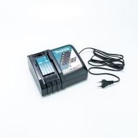 ราคา MAKITA เครื่องชาร์จแบตเตอรี่ 18V รุ่น DC18RC ชาร์จเร็ว (YD14129)