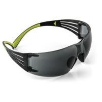 ราคา 3M แว่นตานิรภัยเลนส์สีดำ รุ่น SF402AF (9A07136)