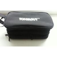 ราคา TONI&amp;GUY กระเป๋าใส่เครื่องมืออุปกรณ์ตัดผมและกรรไกรตัดผม หวี รุ่น XL-30 มีช่องเสียบ มีหูหิ้ว ซิป 5 อัน ผ้าร่มกันน้ำกันเปื้อน ช่องเสียบกรรไกร หลายช่อง สำหรับช่างตัดผมมืออาชีพ ช่างเสริมสวย ร้านบาร์เบ