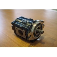 ราคา ปั๊มไฮดรอลิกยกหาง Kubota M7040 แกนเฟือง 15 ฟัน