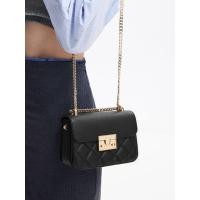 ราคา Charles & Keith กระเป๋าถือสายโซ่ลายควิลท์ดีไซน์ที่ปิดแบบกด - สีดำ