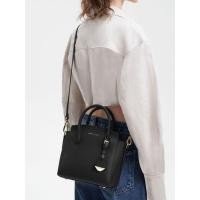 ราคา Charles & Keith กระเป๋าถือแบบมีทรงรุ่น Harper - สีดำ