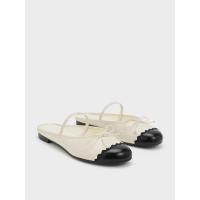 ราคา Charles & Keith รองเท้าส้นเตี้ยแบบสวมสีทูโทนตกแต่งโบว์ - สีครีม