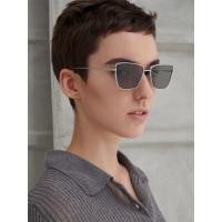 ราคา Charles & Keith แว่นตากันแดดกรอบทรงเหลี่ยมดีไซน์ขอบเมทัลลิค - สีเซจกรีน