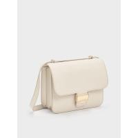 ราคา Charles & Keith กระเป๋าทรงกล่องรุ่น Violetta - สีเบจ
