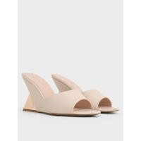 ราคา Charles & Keith รองเท้าเปิดส้นดีไซน์ส้นเตารีดทรงสามเหลี่ยม - สีครีม