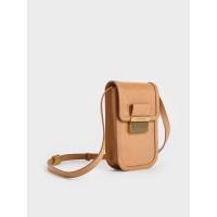 ราคา Charles & Keith กระเป๋าสะพายข้างขนาดเล็กทรงยาวรุ่น Charlot - ทอฟฟี่