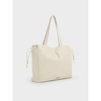 ราคา Charles & Keith กระเป๋าโท้ทดีไซน์ลายย่นที่ปิดแบบเชือกรูดรุ่น Bethel - สีครีม