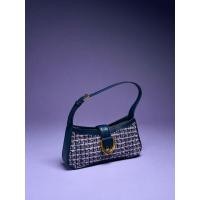 ราคา Charles & Keith Gabine Tweed Curved Shoulder Bag - สีเนวี