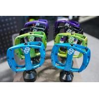 ราคา บันได ISSI Stomp XL FLAT PEDAL Maximum traction on the trail มีสีฟ้าและเขียว แป้นใหญ่ (9762)