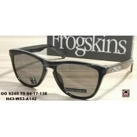 ราคา OAKLEY OO9245-75 FROGSKINS (ASIA FIT) โปรโมชั่น ราคา 3,000 บาท (971)