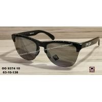 ราคา OAKLEY OO9374-10 Frogskins Lite Polished Black โปรโมชั่น ราคา 3,400 บาท (1173)