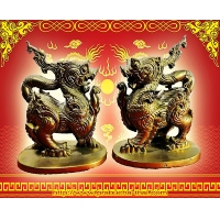 ราคา สิงห์ยกขาขวามหาอำนาจ หรือสิงห์ท่วงท่าตะปบเหยื่อ ช่วยเสริมบารมีการปกครอง ( ขนาดตั้งบูชา)