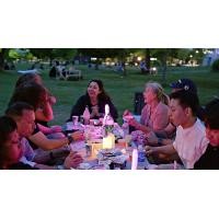 ราคา กิจกรรมล่องเรือในแม่น้ำฮันตอนกลางคืนพร้อมไกด์ และปิกนิกที่สวนสาธารณะริมแม่น้ำฮัน (87354)