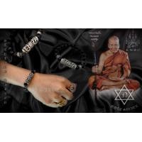 ราคา ตะกรุดหลวงพ่อเปิ่นใส่ในปลอกตะกรุดเงินแท้ ร้อยหินนิลดำเงาสวยๆ ขนาดหิน 10 mm NSSV2477 (2477)