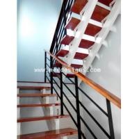 ราคา ราวบันไดเหล็กผสมไม้ (6254939)