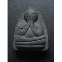 ราคา พระปิดตาพิมพ์ไม่มีหูเนื้อดินเผาสีดำปี20 หลวงปู่ดู่ (4) (3752267)