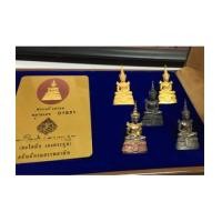 ราคา พระแก้วมรกต รุ่น 64 ปี กรมสรรพสามิต เนื้่อทองคำขัดเงา พ่นทรา ย เงิน 3k รวม 5 องค์ (เช่าบูชาไปแล้ว) (6855481)