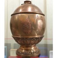 ราคา ครอบน้ำพระพุทธมนต์ (บาตรน้ำมนต์) ฉลองพระชนมายุ ครบ 96 พรรษา 8 รอบ สมเด็จพระญาณสังววร(เช่าบูชาไปแล้้ว (6884385)