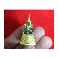 ราคา พระแก้วมรกตลอยองค์ เนื้อเรซิ่นหุ้มทองคำ99 หน้าตัก 1/2 นิ้ว เลขหลักร้อย No.๘๒๒๐ (เช่าบูชาไปแล้วครับ) (6488876)