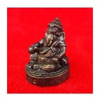 ราคา พระพิฆเนศวร์ ปางนั่งเอกเขนก 2 กร รุ่นประทานพร เนื้อทองแดงรมดำ ปลุกเสก 3 ครั้ง วัดสุทัศนฯ ปี 2550 (7209093)