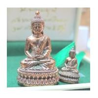 ราคา พระกริ่งอุดมมงคล ๖ รอบ พระพรหมมุนี วัดบวรนิเวศวิหาร เนื้อนวะ พร้อมกล่องกัมมะหยี่ (เช่าบูชาไปแล้ว) (4029927)