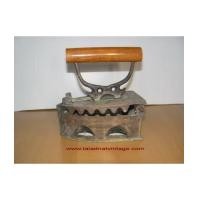 ราคา เตารีดโบราณ เป็นทองเหลือง ใช้ถ่านหุงข้าว (7506875)