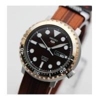 ราคา นาฬิกา SEIKO 5 Sports Automatic SRPC68K1 สายผ้าสปอร์ต (7189207)
