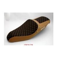ราคา เบาะฟีโน่อานม้า YF0110 ลายหลุยส์น้ำตาล (4627185)