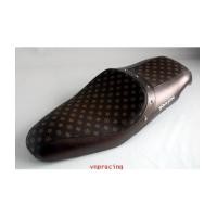 ราคา เบาะฟีโน่อานม้า YF0104 ลายหลุย (4627104)