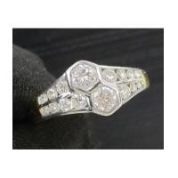 ราคา แหวน เพชรแถวไขว้ 2/0.30 ct ฝังเพชร 14/0.40 ct ทอง18K เพชรสวย เล่นไฟ นน. 3.51 g (7140040)