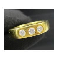 ราคา แหวน เพชรแถว 3 เม็ด 0.15 กะรัตทอง18K งานเก่า หลุดจำนำ นน. 5.60 g (7066985)