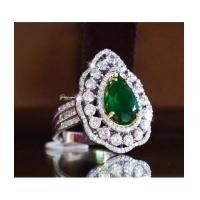 ราคา แหวนมรกตหยดน้ำ ล้อมเพชรสามชั้น (7063630)