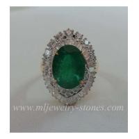 ราคา แหวนมรกตโคลัมเบียล้อมเพชรแท้รวม 1.71 cts. (5961402)