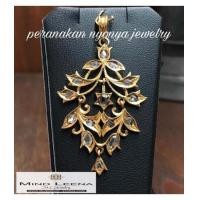 ราคา จี้เพชรซีกโบราณ(จี้ฮัวหนา)น้ำหนักรวม 5.5 กรัม(ชั่งทั้งชิ้นงานเนื่องจากเป็นงานโบราณ) เพชรซีกสวยค่ะ (7295491)