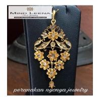 ราคา จี้เพชรซีกโบราณ งานเปอรานากัน ชิ้นใหญ่ ขนาดกว้างประมาณ 28 มิล สูงรวมห่วง 59 มิล ชั่งน้ำหนักรวม 6.62 (7295488)