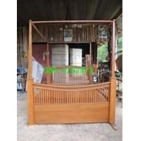 ราคา เตียงไม้สักหัวซี่ท้ายซี่ มีเสามุ้ง 4 ลิ้นชัก (5816624)
