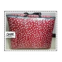 ราคา ผ้าปูที่นอนและผ้านวมคลุมเตียงผ้าซาตินแท้ 330 เส้น ขนาด 6 ฟุต (6 ชิ้น) พื้นแดง ลายหัวใจขาว (6868316)