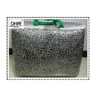 ราคา ผ้าปูที่นอนและผ้านวมคลุมเตียงผ้าซาตินแท้ 330 เส้น ขนาด 6 ฟุต (6 ชิ้น) ลายเสือดำเล็ก (น้ำตาลอ่อน) (6868311)